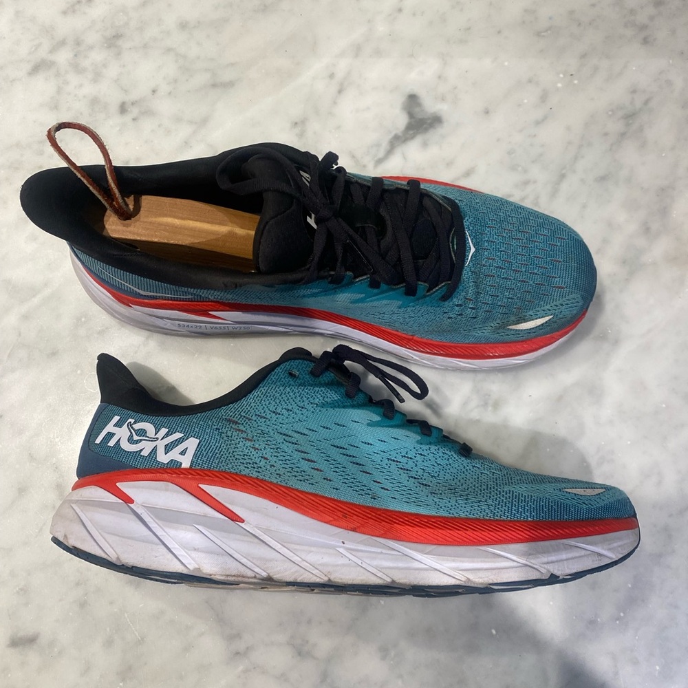 Hoka Clifton 8 - size 10 men’s